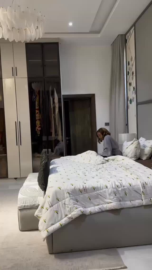 ✨ Not every day is productive, and that’s okay.
With the Asele Web App, I finally feel in tune with my body 💕.
It tracks my cycle, my moods, and even suggests foods (yes, Nigerian meals too! 🍲) that match how I’m feeling.
🌸 No more confusion.
🌸 No more “just push through.”
🌸 Just me, listening to my body and finding balance.
I might not win today, but I’m surviving my cycle with the right support ✨💪.
👉 Try the Asele Web App now — no downloads, no stress, just wellness at your fingertips.
#AseleApp #CycleCare #WomensHealth #PeriodCare #WellnessForHer #NaijaWellness #CycleTracking #HealthyLiving #MoodMatters #PeriodSupport #WellnessJourney #ListenToYourBody