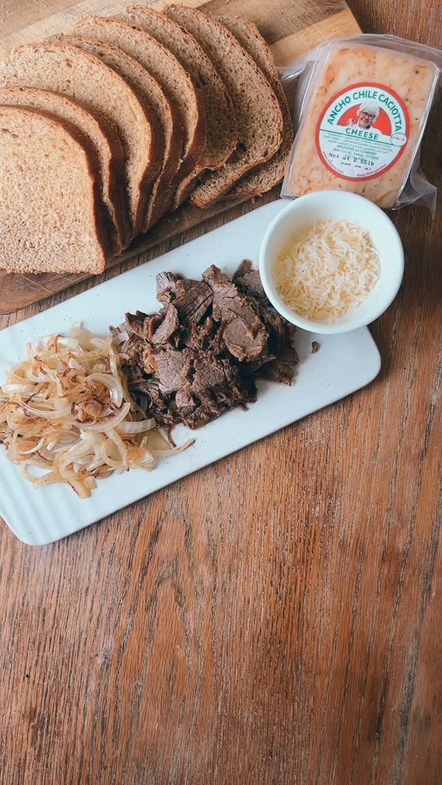 Slowly marinating a tri-tip in Tricia’s Kitchen #19, over the course of several days or a week results in meat so tender it melts in your mouth. Add a slice of FRESH MILLED bread for the original vitamin (vital amines), smoked mozzerella, and some grilled onions and you’ve got a super easy meal that tastes fantastic and is packed with natural vitamins! All ingredients minus the onion are available @thebeefstoreada Making healthy easily accessible and simple @thebeefstoreada + @enjoythefarmersharvest
#freshmilled #redmeatdiet