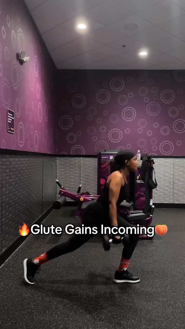 🔥Glute Gains Incoming🍑
Try this killer booty workout:
🔁 10-12 Reps | 3-4 Sets each
✅ Reverse Lunges
✅ Prone Leg Curls
✅ Glute Kickbacks
✅ Leg Press
✅ Single-Leg Press
Let’s build that 🍑 the right way! #GluteWorkout #BootyGains #LegDay #glutes101
