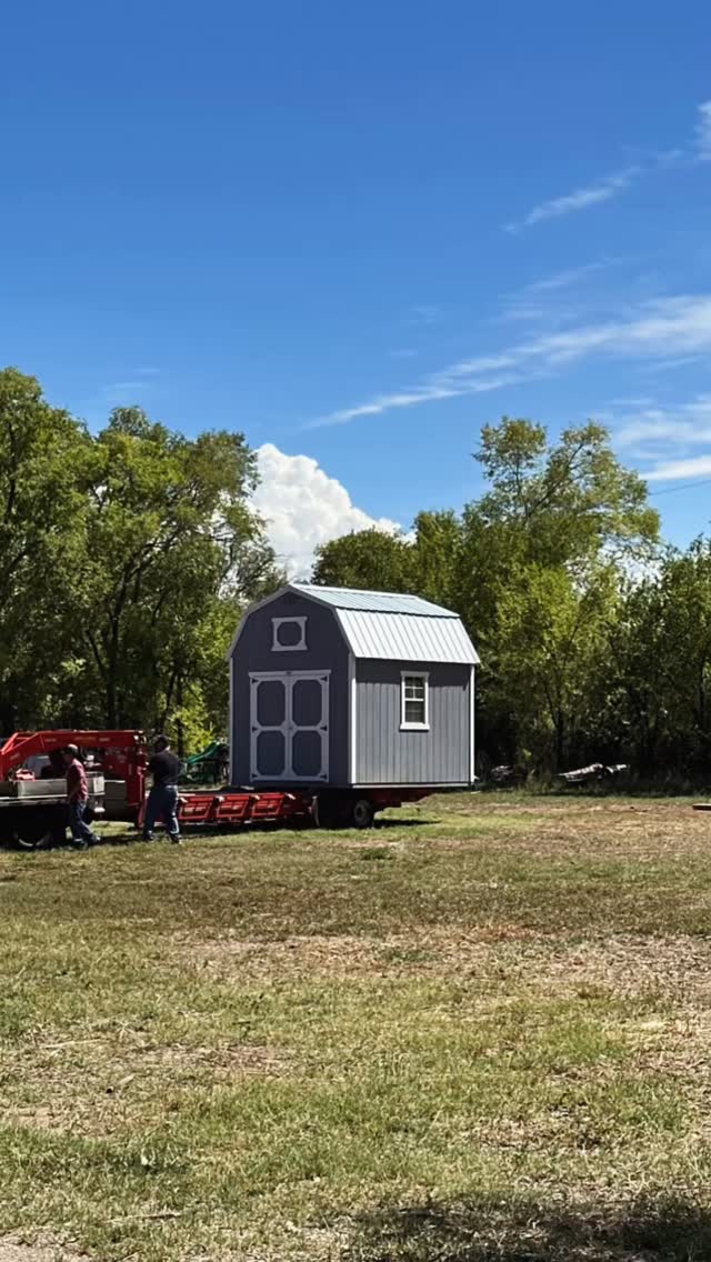 Big things are starting at Red Horse! ✨
Phil just got a brand-new shed and it marks the first step in expanding into our south lot. We’re beyond excited for what’s coming next — more space, more charm, and more ways to welcome you. 🐴🏡
Stay tuned… this is only the beginning. 🌟
#RedHorseBnB #AlbuquerqueStay #SouthLotExpansion #BigThingsAhead #StayTuned