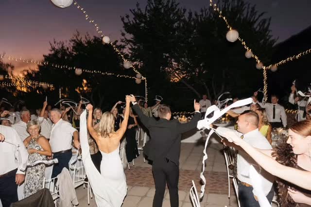 When wedding planning feels overwhelming, remember this:
This season of your life is just as important as the day itself.
Savour the planning, the dreaming, and mostly-the love that brought you here 💖
#oliverock #outdoorwedding #gardenwedding #fairylights #mountainwedding #riverwedding #destinationwedding #bestweddingfood
@olive_rock_venue
@mattcarrphotography
@tulbagh
@saweddings
@pinkbooksa_