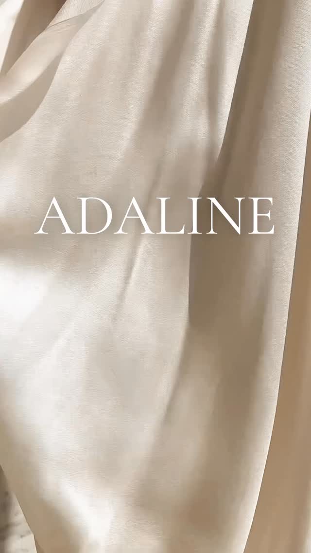 Memoirs of a Seamstress✨🪡🧵
•
9.13.25
📍 Sony Hall
🕰️ 3PM
🎫 virtual and in person can be found in my links in bio
•
@by.adaline.griffin x @charlotteseen x @runway7fashion
•
•
•
#runway7 #adalinegriffin #charlotteseen
💃🏻@isa.verna
📱@corajones.co