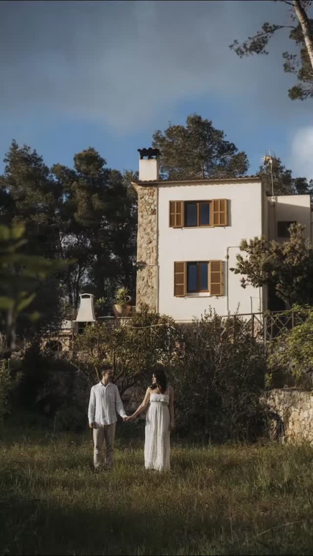 Im April war ich auf Mallorca für ein Verlobungsshooting und habe mich mit einigen Kollegen über die Hochzeitsbranche auf Mallorca unterhalten.
Schaut doch mal auf meinem Blog vorbei, da erfahrt noch mehr.
#mallorcaweddings #heiratenaufmallorca #hochzeitsplanermallorca