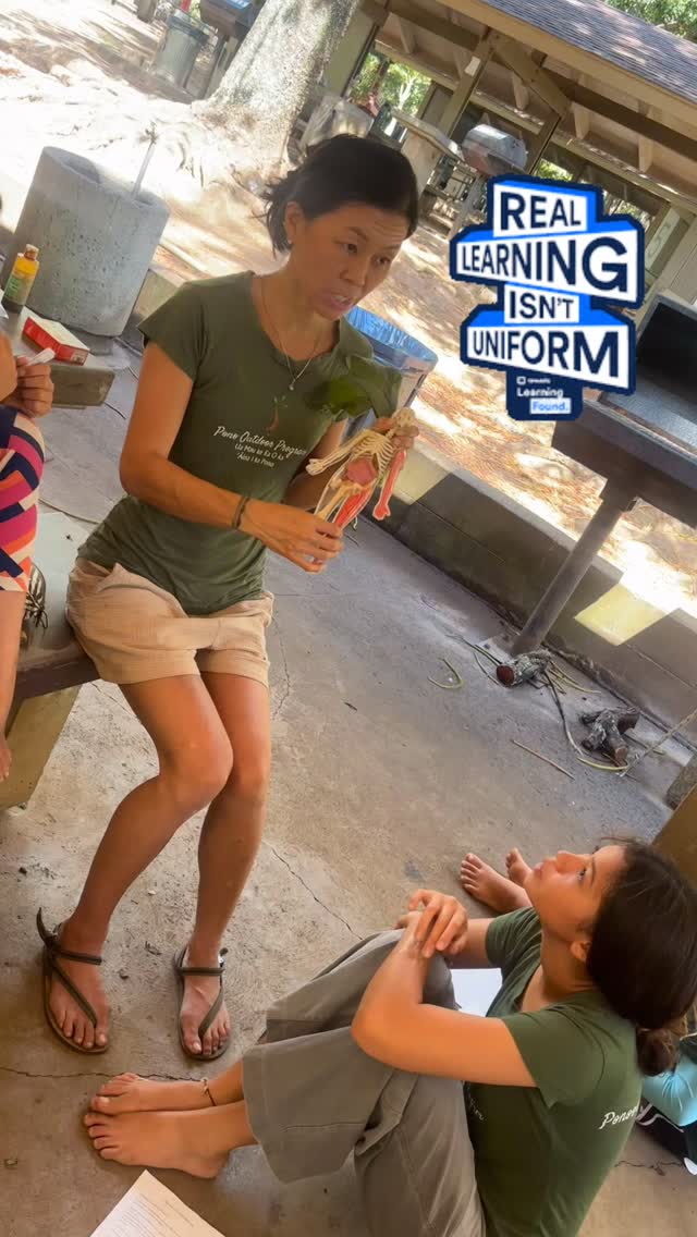 ✨ Nature as Our First Aid Kit ✨
At Pono Outdoor Program, today’s lesson was all about returning to the roots of true healing. Instead of pulling gauze, braces, and band-aids from a store-bought kit, we turned to what has always been at our feet—plants.
Our keiki learned how to identify and prepare herbal remedies for wound care and healing. Together, we made poultices, learned the art of using fresh plants directly on cuts or bites, and even crafted a healing salve for bruising. Each student proudly took home (or tucked into their backpack) their own hand-made medicine—ready for the next time life hands them a bump or fall.
This is more than just first aid. It’s confidence. It’s resilience. It’s education that empowers children to trust their environment, their hands, and themselves. 🌱
Programs like this stand as a reminder that education can—and should—look different. It should prepare the next generation not just for tests, but for life. For thriving. For knowing that the earth itself provides, and that they are capable of caring for themselves and others.
💡 This is what it means to raise strong, aware, and adaptable keiki.
This is what it looks like to stand for change in how we educate our children.
#herbalistarekidstoo #ponooutdoorprogram #realeducation #mauihomeschoolcommunity #unschoolers #handsoneducation