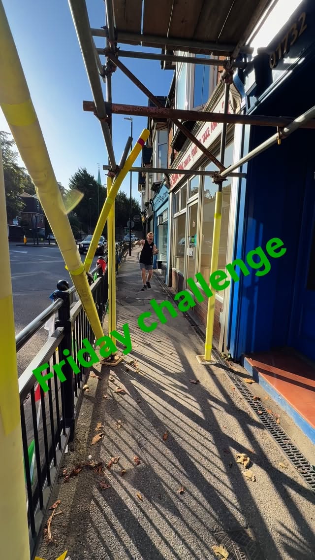 Come and give it a go before they take it down! Live life and have fun. This is why we train! 💪😂 #sun’s out #happyfriday #hollowrockfitness #challenge #fitness #ninjawarrior #riverhead #fitnesschallenges