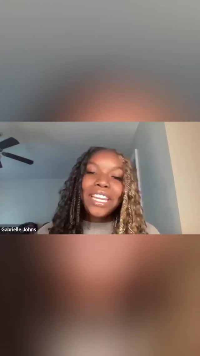 Our Alabama Fellow @gabbyyynicoleee._ has shown up fully as both an Alumni and Digital Fellow this year. Her wisdom and tenacity led the charge as she supported her Fellow class in digital and community outreach across several states. We send her off with love, excited to see her work moving forward and more Black SLPs positively impacting our communities.
#1KWS #WeAreWhereBlackWomenAre #FellowSzn #Alumni #BlackWomeninSTEM