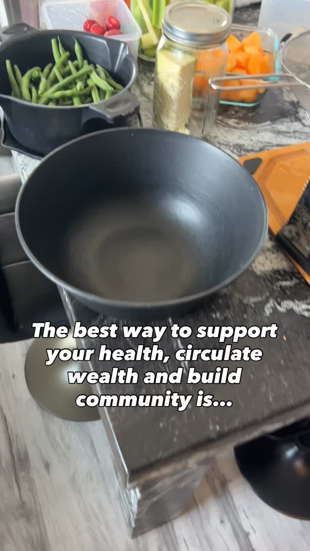 Spokane & CDA area farmersâ markets â go support your locals! đ
MONâ¨â˘ Hillyard (Spokane) â Northeast Community Center, 3â6pm (JunâOct) @hillyardmarket
TUEâ¨â˘ Fairwood (North Spokane) â 3â7pm (MayâOct) @fairwoodfarmersmarket
WEDâ¨â˘ Spokane Farmersâ Market (Browneâs Addition) â Coeur dâAlene Park - 8amâNoon (JulâOct) @thespokanefarmersmarket â¨â˘ Millwood â Millwood City Park, 3â7pm (MayâOct) @millwoodfarmersmarket â¨â˘ Kendall Yards Night Market (Spokane) â 5â8pm (MayâSept) @kendall_yards_night_market â¨â˘ Kootenai County @ Riverstone (CDA) â 4â7pm (MayâSept) @riverstonecda â¨â˘ 5th Street Market (Downtown CDA) â 4â7pm (MayâSept) @5thstreetfarmersmarketcda â¨â˘ Post Falls Public Market â 9amâ5pm (year-round, indoor) @postfallschamber â¨â˘ Scale House Market (Spokane Valley) â Mercantile 11amâ7pm (year-round); Outdoor vendors 3â7pm (MayâOct) @the_scale_house_market
THUâ¨â˘ South Perry (Spokane) â 3â7pm (MayâOct) @thursdaymarket â¨â˘ Scale House Market (Spokane Valley) â Mercantile 11amâ7pm (year-round) @the_scale_house_market
FRIâ¨â˘ Emerson-Garfield (Spokane) â 3â7pm (JunâSept) @emersongarfieldmarket â¨â˘ Spokane Valley â 4â8pm (MayâSept) @spokanevalleyfarmersmarket â¨â˘ Athol Farmers Market â 2â6pm (MayâSept) @athol_farmers_market_idaho â¨â˘ Scale House Market (Spokane Valley) â Mercantile 11amâ8pm (year-round); Outdoor vendors 3â8pm (MayâOct)
SATâ¨â˘ Spokane Farmersâ Market (Browneâs Addition) â 8amâ1pm (MayâNov) @thespokanefarmersmarket â¨â˘ Liberty Lake â 9amâ1pm (mid-Mayâmid-Oct) @liberty_lake_farmers_market â¨â˘ Kootenai County (Hayden) â 9amâ1:30pm (MayâOct) @kcfmidaho â¨â˘ Cheney â 9amâ1pm (2nd & 4th Saturdays, MayâOct) @cheney_farmers_market â¨â˘ Medical Lake â 9amâ1pm (JunâOct) @medicallakefarmersmarket â¨â˘ Rathdrum Craft & Farmers Market â 9amâ2pm (AprâSept) @rathdrum.craft.farmers.market â¨â˘ Scale House Market (Spokane Valley) â Mercantile 8amâ4pm (year-round); Outdoor vendors 8amâ2pm (MayâOct)
SUNâ¨â˘ Scale House Market (Spokane Valley) â Mercantile 11amâ4pm (year-round)
đď¸ Seasons/holidays can shift, and smoke/heat can cancel days â peek the marketâs socials before you roll. Bring a tote, tip your musicians, meet your farmers. đĽâ¨