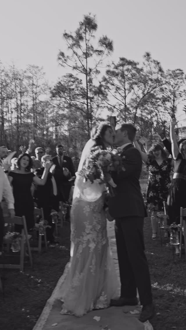 The magic behind the lens is truly special—especially when it captures your wedding as a timeless black and white romantic story.🖤🎥
#film #weddingfilms #cinematic #destinationwedding