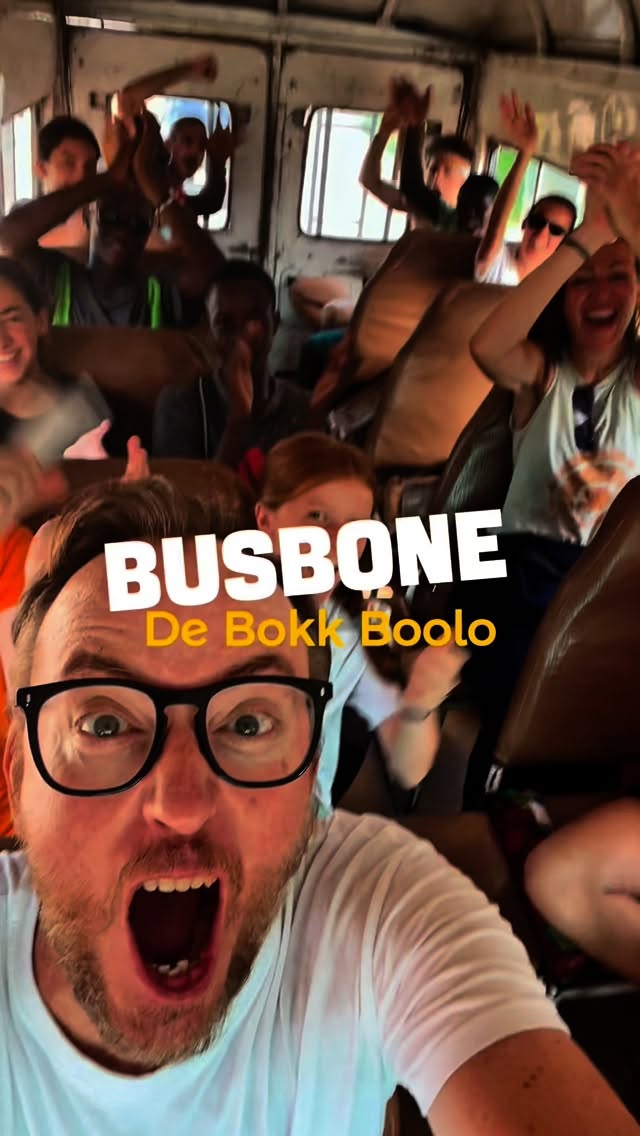 El Busbone de BOKK BOOLO