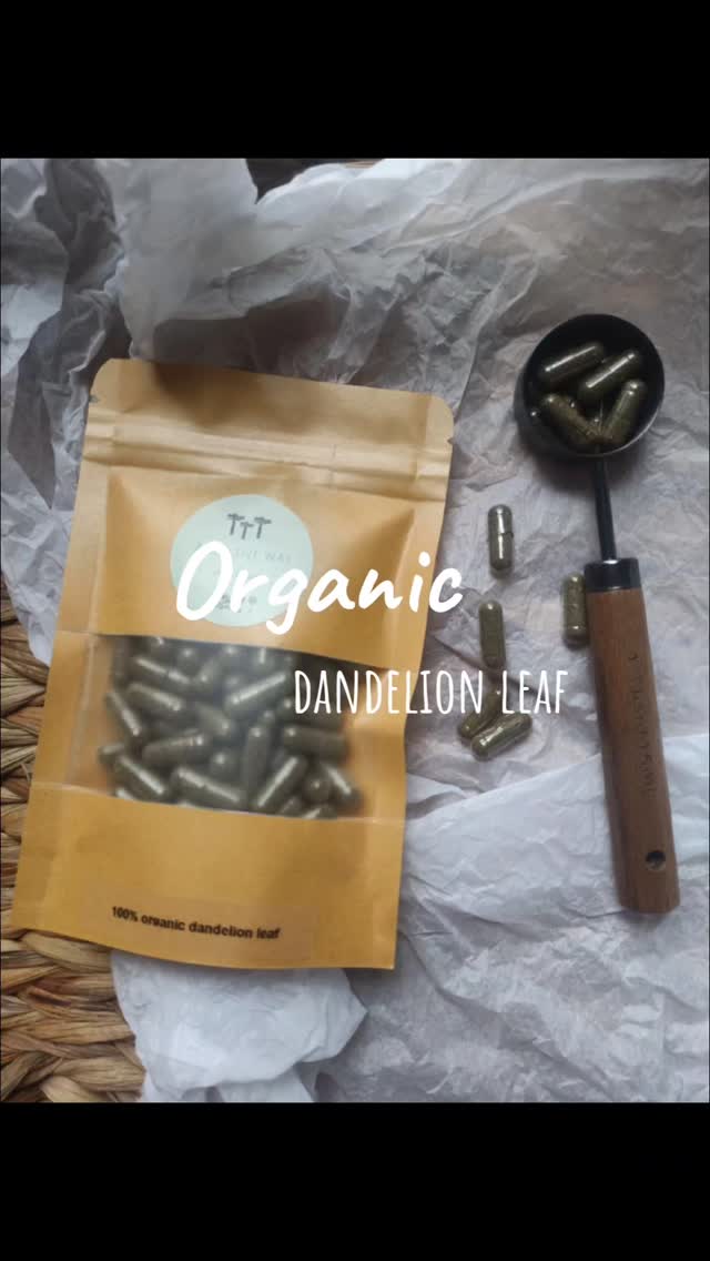 💚 Organic Dandelion Leaf 💚
.
Dandelion leaves' bitter taste stimulates the digestive system, helping to ease symptoms like constipation and improve overall digestive function.
As a natural diuretic, dandelion leaves help stimulate urination, supporting the kidneys and the removal of toxins from the body.
Vitamins A and K found in dandelion leaves contribute to healthy skin and strong bones.
The antioxidant compounds in dandelion leaves, such as beta-carotene, can help prevent damage from free radicals.
.
.
#organic #dandelion #dandelionleaves #herbaltea #healthiswealth #alkalineway #youmatter #plantpower