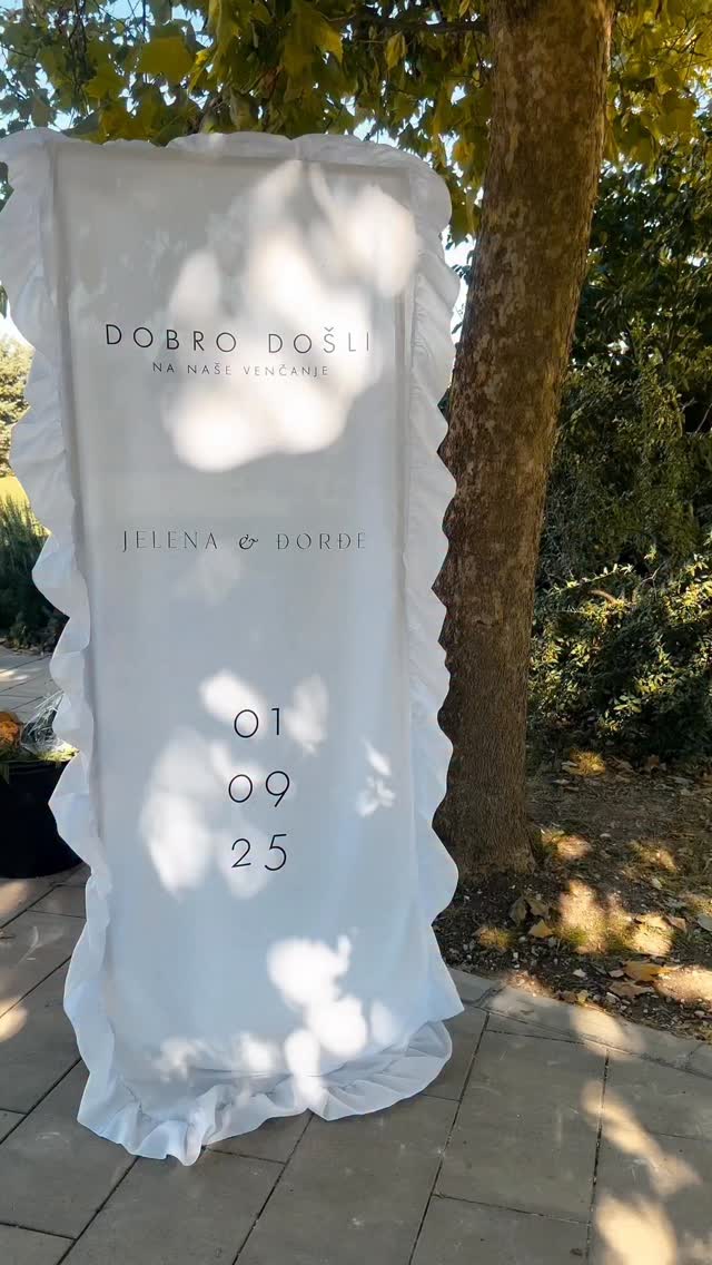 🦢🦢
.
.
.
.
.
.
.
.
.
.
.
.
#medimleko #weddingdecor #weddingdecoration #weddingstationery #dekoracijavencanja