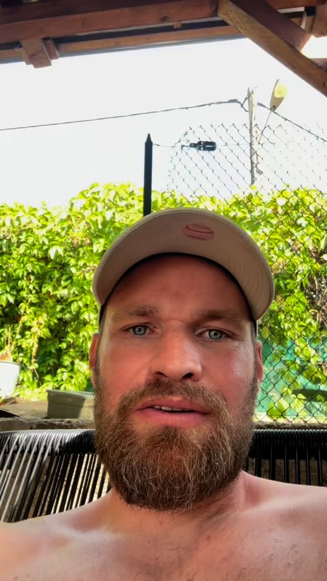 🚤✨ De la rouille au miroir en quelques minutes… l’aérogommage, c’est magique !
👉 Tu veux voir d’autres transformations comme celle-ci ? Abonne-toi 🔔#aerogommage #avantapres #fyp #transformation #dimanche