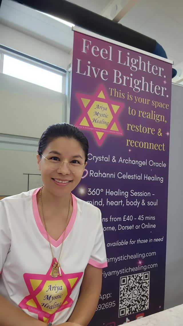 ✨ The Mind, Body & Spirit Fayre is on! ✨
I’m at Sherborne Digby Hall today offering Rahanni Celestial Healing 💗
Come and try a gentle 10–15 minute taster session — a chance to experience this beautiful, heart-based healing energy. 🌸
#MindBodySpiritFayre #DigbyHall #RahanniCelestialHealing #HealingEnergy #SherborneEvents #AriyaMysticHealing