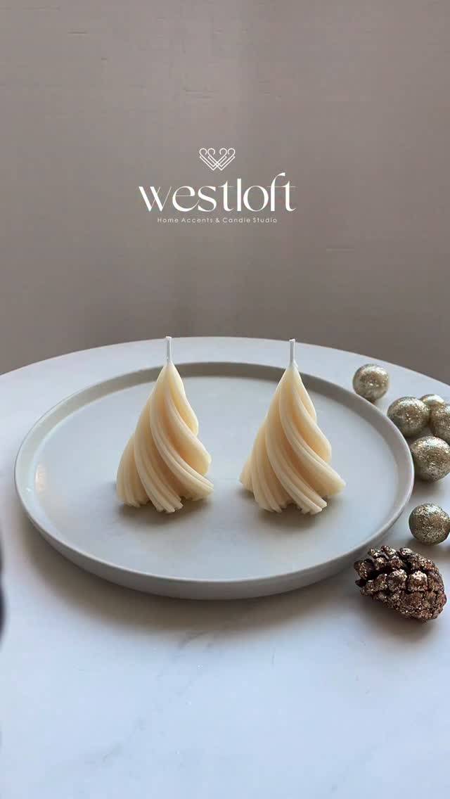 Christmas candle in the making!
Wick testing time !