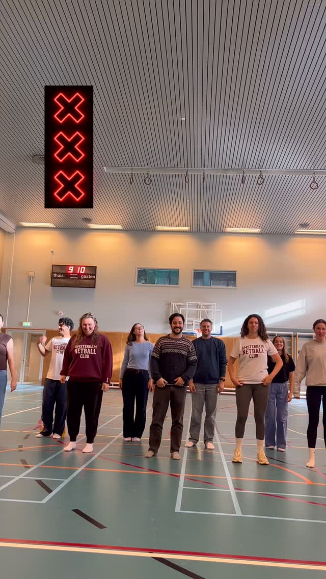 Amsterdam Netball Club has had a brilliant start to the 25/26 season. So many new members! Our club is growing and we are so excited! 💪🏐❤️ #mixednetball #amsterdam #netballinthenetherlands