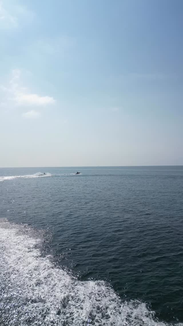 Every ride is different, but the feeling is always the same. The splash of the waves, the rush of speed, and the unbeatable views of Dorsetâs coastline.
This isnât just jetskiing, itâs a lifestyle. One that weâre proud to make accessible, easy, and endlessly exciting.
#JetskiAdventure #NewWaveClub #JurassicCoast #OnTheWater