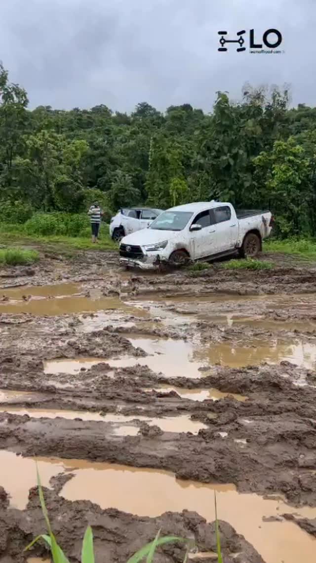 What do you think caused the Ford endeavour to fail in the first attempt?
#learnoffroad #offroadjunkie #hilux #thar #fordendeavour #endeavour #fordeverest #toyotahilux