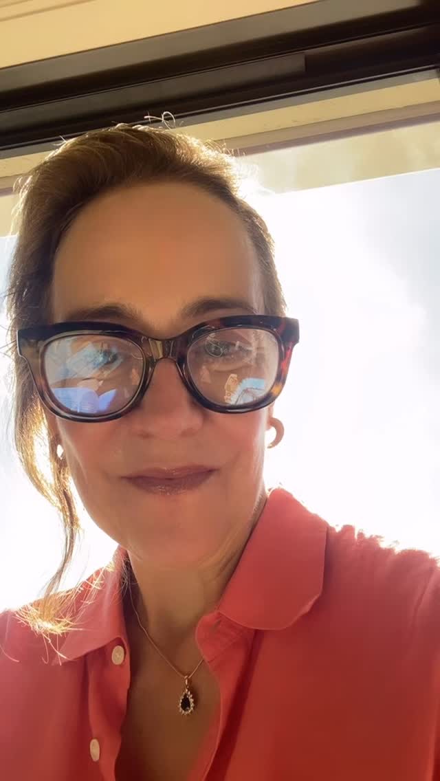 New Sneak Peek!
In this snippet from my book, I discuss how cancer changes everything: your body, your plans, your relationships, your family life.
The “old normal” doesn’t fit anymore.
But think of your life post cancer not as losing the old you, but as a beginning.
A chance to let go of what no longer serves you, and embrace who you want to become.
Take a listen and let me know your thoughts 🧡#motherswithcancer #momswithcancer #icanthavecancerihavecarpool #sneakpeek #carpool