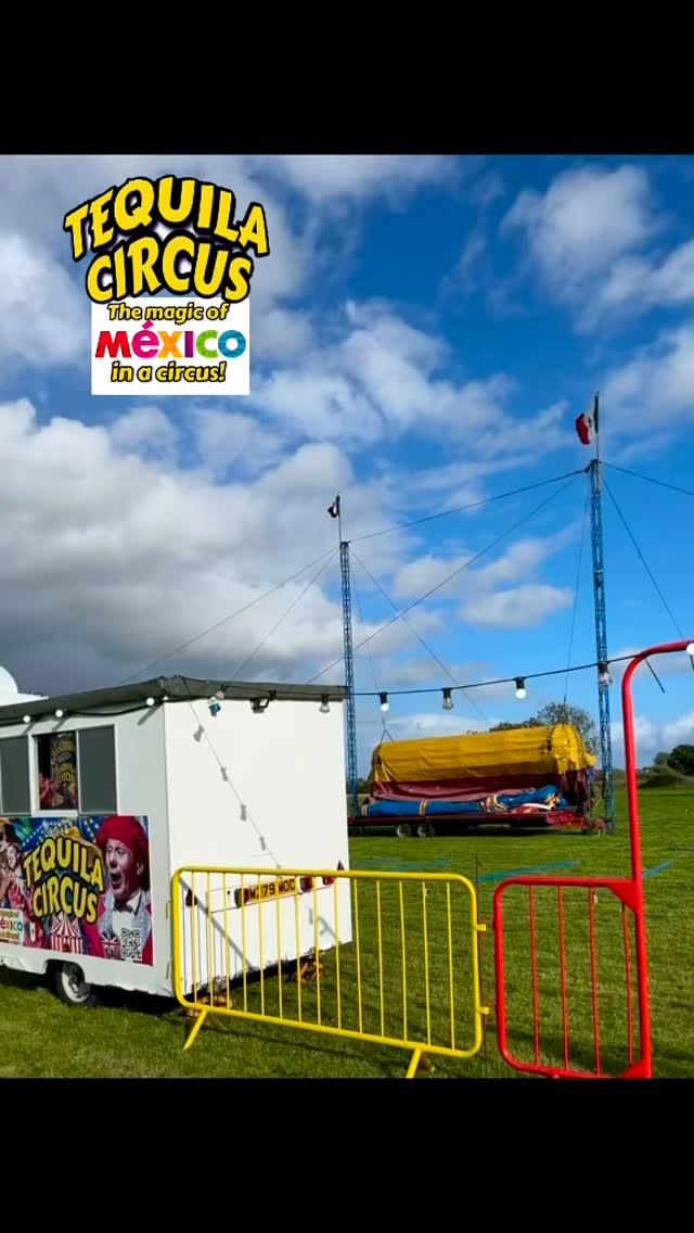 It’s a beautiful day here at Wimborne Showground. The tent is going up and it’s nearly time for Tequila Circus to bring the magic of Mexico!
Es un hermoso día acá en Wimborne Showground. La carpa va para arriba y casi es la hora que Tequila Circus te lleva la magia de México! 🇲🇽