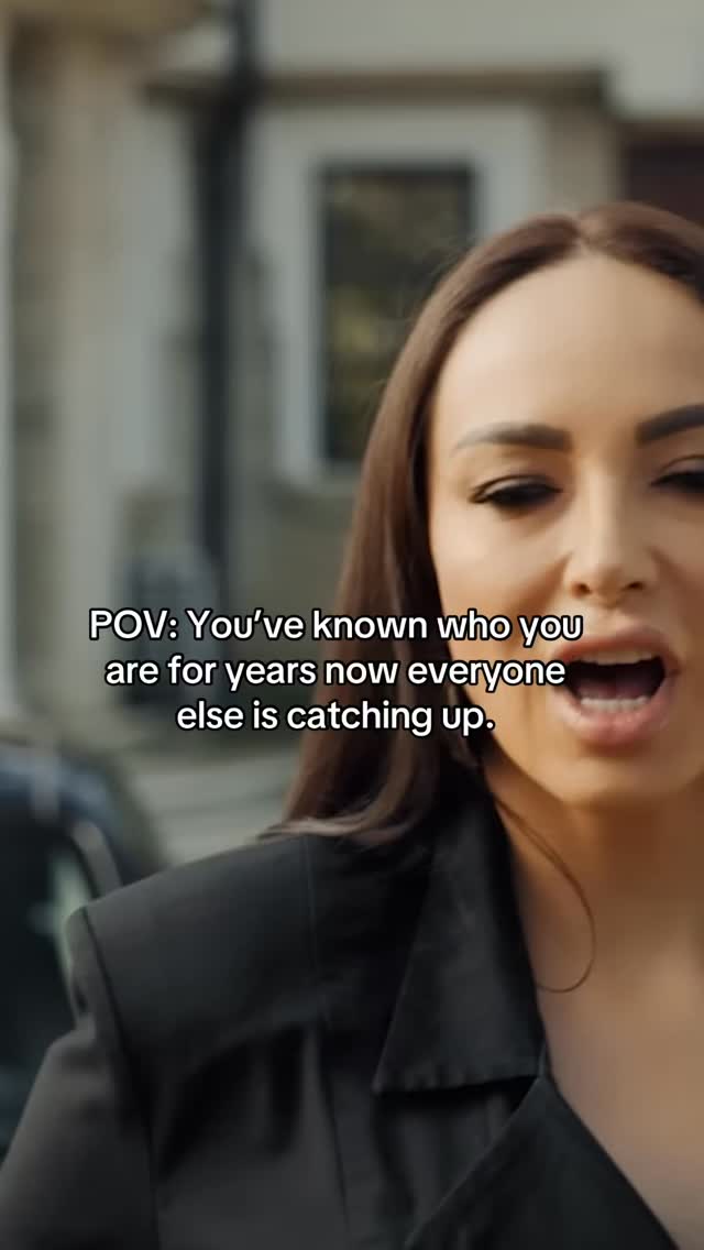 @j.a.lena JA Lena doesn’t follow trends—she sets the tone. “أنا اللي هنا” isn’t just a lyric. It’s a statement.
🎤 Watch the music video and feel the power. #ChromaSound #indiemusic #arabic #musicvideo #pov