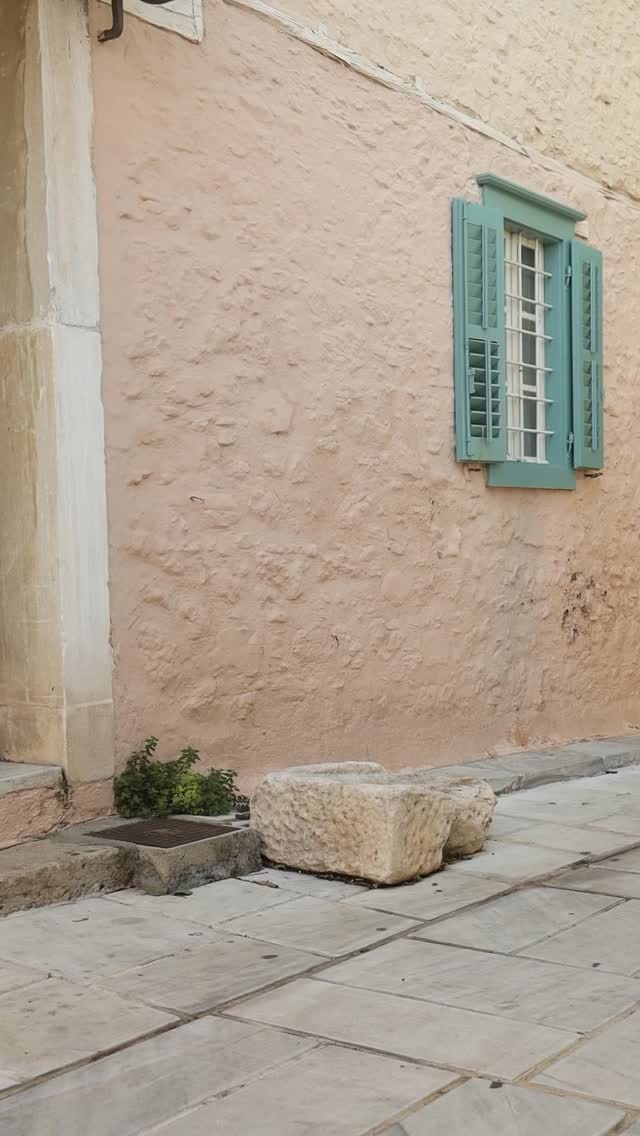 Looking for a total me-made outfit for the breezy Fall days? Here it is! 🧵
.
Gerbera is a must have, slouchy tee with dropped shoulders for knit fabrics that you can sew with short or long sleeves.
Romy is a great fitting, straight leg pants pattern. It’s all time classic line is especially famous this season.
.
Your opinion always matters for us! So, write us in comments. You prefer sewing basics that you can wear ‘forever’ or more exceptional garments?
.
#GERBERATOP & ROMYPANTS patterns
.
#sewing #sew #sewistsofinstagram #sewingpatterns #sewhappy #sewingblogger #sewsewsew #sewingisfun #ilovetosew #memade #sewingbee #imadethis #handmadefashion #homesewing #slowfashion #sewcialists #ραπτικη #πατρον