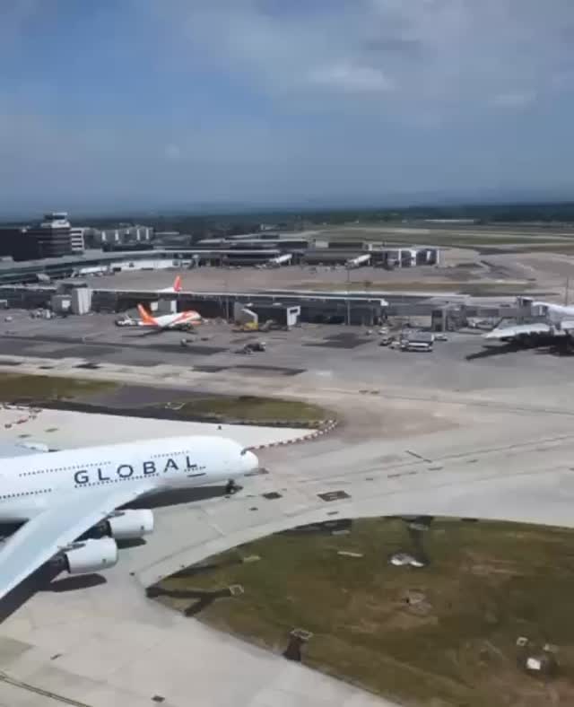 WOW MOMENTS #1: The magnificent A380 in action 🦅
While we crack on with our plans for the future at Global HQ, we keep watching our first aircraft in action. There’s something truly captivating about watching this aviation marvel taxi - like seeing a floating city in motion. Incredible footage from @adam.j.w.kendall Thank you!