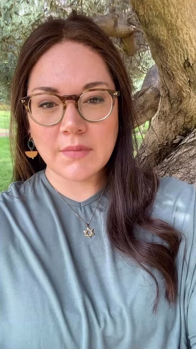 It’s that time again to listen to my jazzy version of Avinu Malkeinu 💕