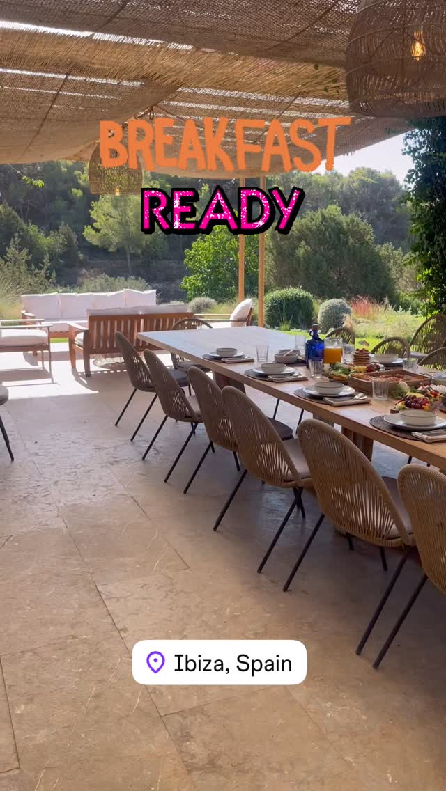 🇫🇷 Un petit-déjeuner de rêve, préparé dans votre villa privée à Ibiza. Saveurs locales, produits frais et une expérience unique pour bien commencer la journée.
🇬🇧 A dream breakfast, prepared in your private villa in Ibiza. Local flavors, fresh products, and a unique experience to start the day.
🇪🇸 Un desayuno de ensueño, preparado en tu villa privada en Ibiza. Sabores locales, productos frescos y una experiencia única para comenzar el día.
🇮🇹 Una colazione da sogno, preparata nella tua villa privata a Ibiza. Sapori locali, prodotti freschi e un’esperienza unica per iniziare la giornata.
🇩🇪 Ein traumhaftes Frühstück, serviert in Ihrer privaten Villa auf Ibiza. Lokale Aromen, frische Produkte und ein einzigartiges Erlebnis für den perfekten Start in den Tag.
🇷🇺 Завтрак мечты, приготовленный в вашей частной вилле на Ибице. Местные вкусы, свежие продукты и уникальный опыт для начала дня.
⸻
📌 30 Hashtags optimisés
#ibizachefvilla #ibizabreakfast #ibizaprivatechef #ibizavilla #luxuryvillaibiza #ibizaprivateservices #ibizachef #privatechefibiza #ibizavibes #ibizaholidays #ibizadining #ibizaprivatevillas #ibizaprivatestaff #luxurybreakfast #breakfastinibiza #ibizapoolvilla #ibizaprivatetaste #ibizahospitality #luxurylifestyleibiza #ibizaprivateexperience #ibizaformentera #ibizavillachef #ibizavillabreakfast #privatechefservice #ibizaprivatestay #ibizaprivateluxury #ibizacheflife #ibizaprivatestaffing #ibizaprivateholiday #ibizaprivatecatering