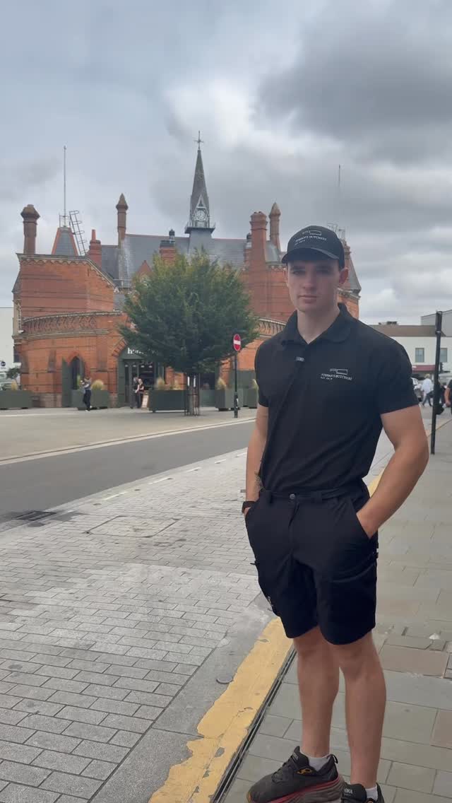 Where are we?
You can find us half way down Denmark Street in Wokingham, apposite specsavers! We look forward to seeing you all tomorrow! 🥩
#wherearewe #localbusiness #stayhungrywokingham #butchers #wokinghambutchers #meatlovers #bbqshop #bbqlovers #wheretofindus