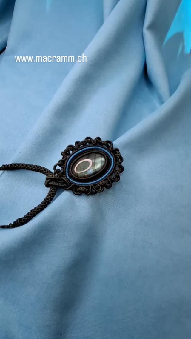 Einzigartige Makramee-Schmuckstücke – handgemacht, filigran & voller Liebe geknüpft 🌿
Entdecke deine Unikate bei macramm.ch ✨#switzerland #onlineshop #handmade #handgemacht #instaphoto