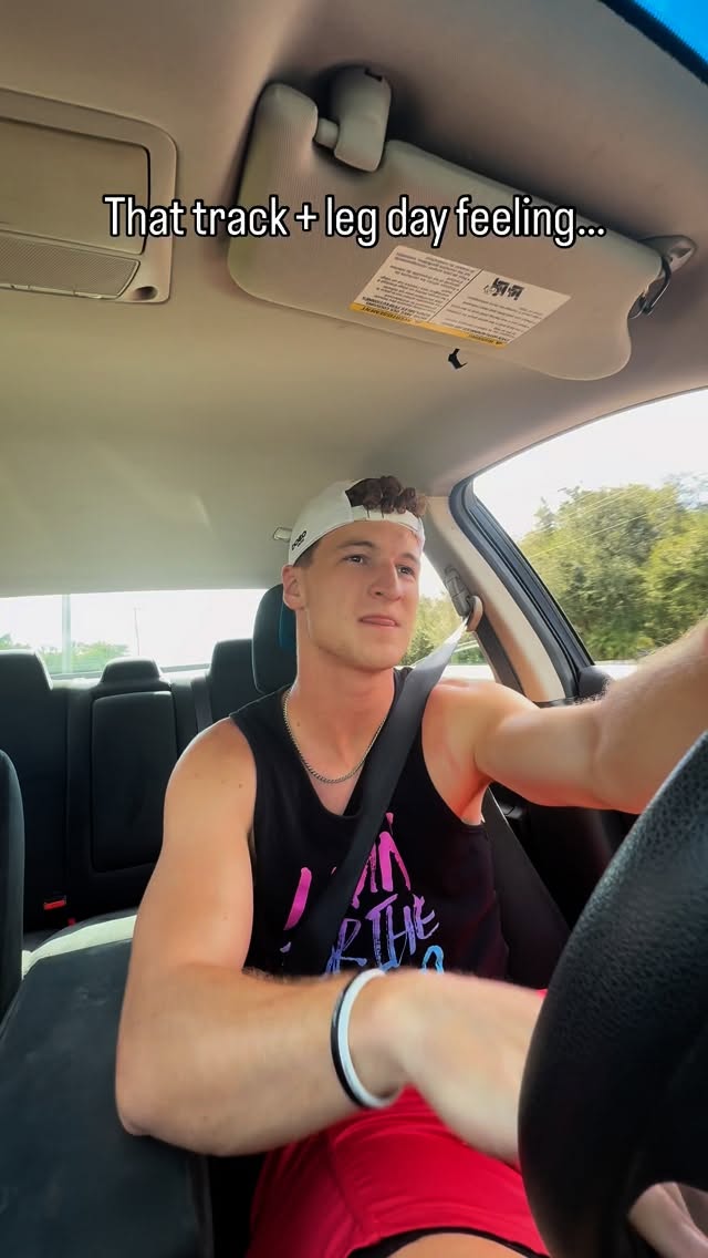 Speed… I am speed ⚡️👟
#track #trackworkout #speed #cars #legs #leg #legday #legdayworkout #squat #fast #run #runner #running #hybridathlete