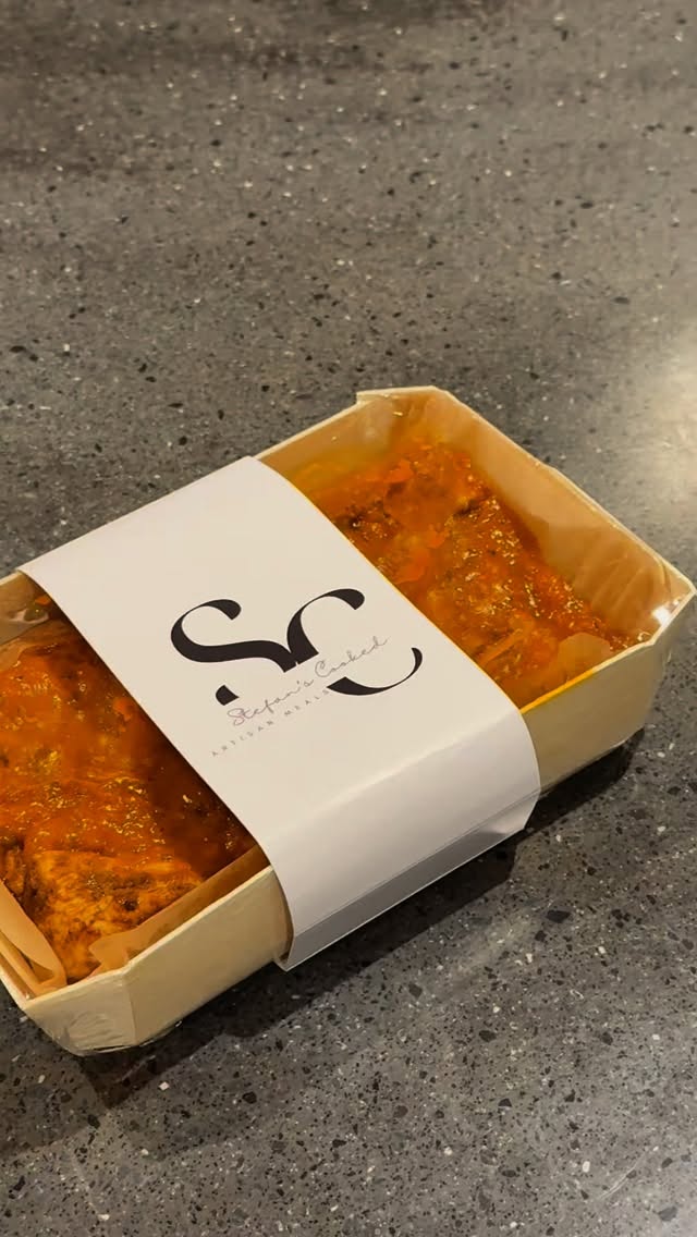 Are you ready?
Forget that takeaway and switch it for a @stefansbutchers Butter Chicken Curry for two! (Generous and hungry two… 👀)
Grab it now, available in the shop from today!
#foodies #curry #readymeal #stayhungrywokingham #localbusinesses #butchers #meatlovers #curry #takeaway