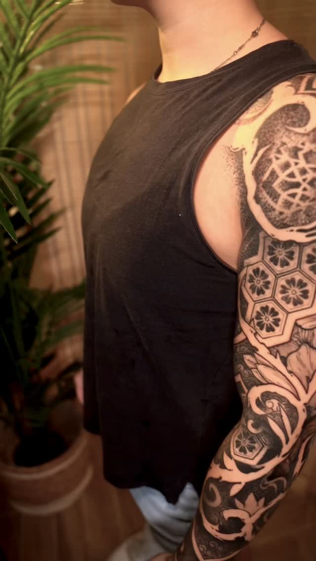 For an awesome person ! #tattoo #singapore #tattoos #inktattoo #oracletattoo #inked #tb #dotwork #inked #ink