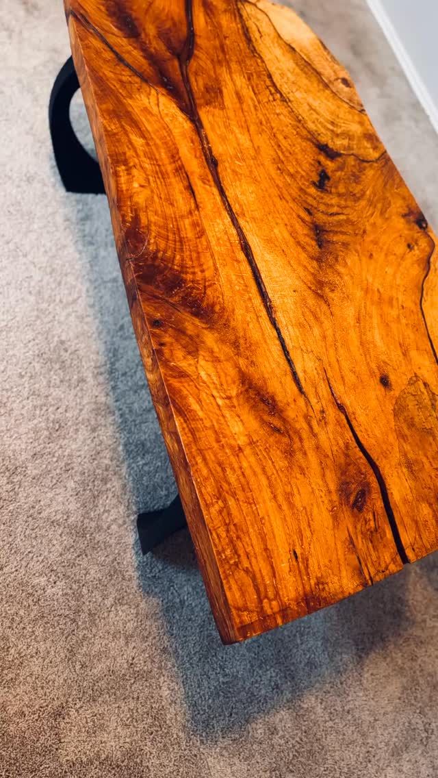 Keeping it simple with Pecan, @flowyline_design Cleo legs, and @rubiomonocoatusa Pure finish. #mondaymorning #businesslife #liveedge