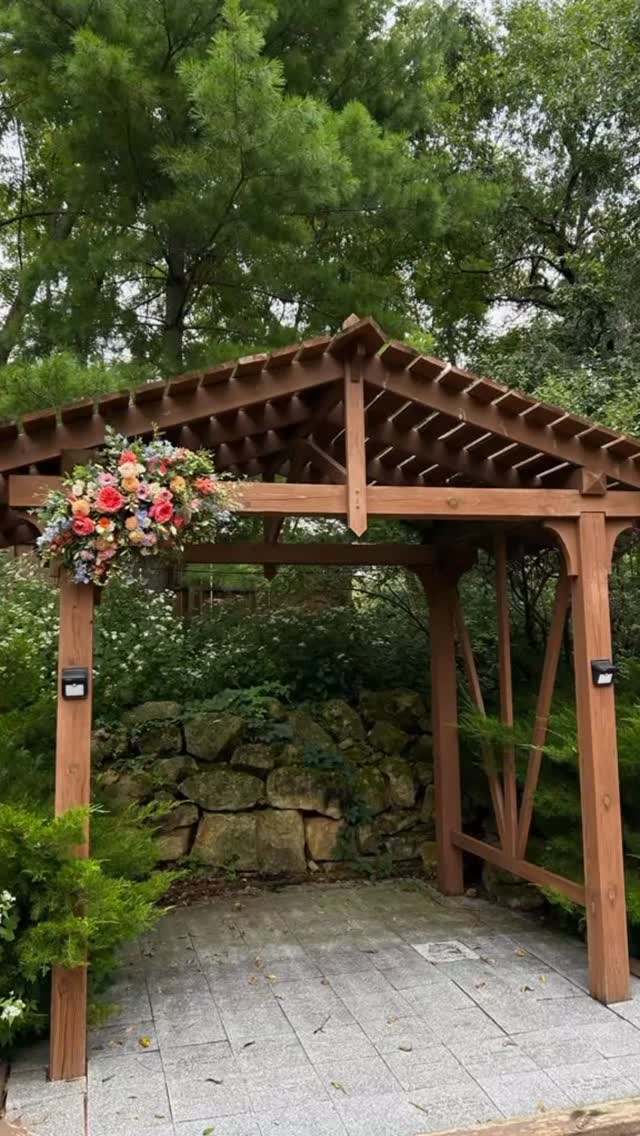 Labor Day weekend =
💍3 weddings
🌆 2 Cities
💐 Tons of Flowers
💪🏻 Amazing help
❤️ Lots of love
#cvf #gildedgraceevents #freshflorals #luxuryrentals #wiweddings #labordaywedding #workhardplayhard
@chippewavalleyfloral