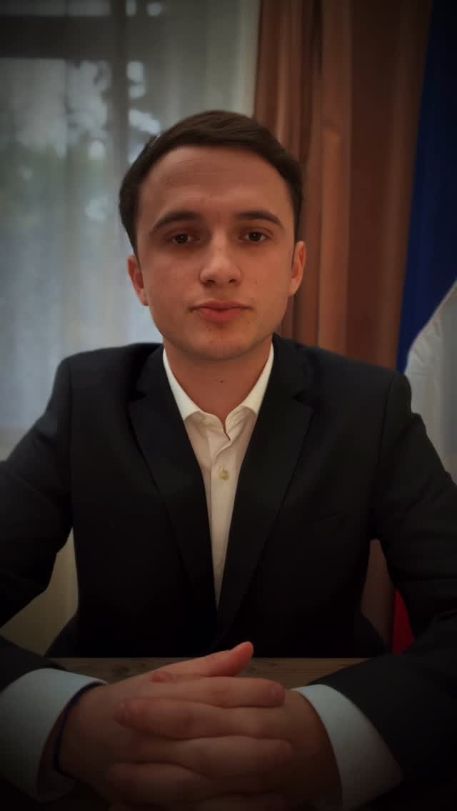 Rejoignez-nous pour écouter, soutenir, agir.
Ensemble, faisons reculer le harcèlement. Ensemble, mettons fin au silence.
⸻
💡 Besoin d’aide ?
📞 3114 – Numéro national de prévention du suicide
Gratuit, 24h/24 et 7j/7 – écoute confidentielle pour toute personne en détresse, y compris victime de harcèlement.
⸻
#StopHarcèlement #NonAuHarcèlement #FranceRésistanteJeunesse #Solidarité #EnsembleContreLeHarcèlement #3114 #MettonsFinAuSilence