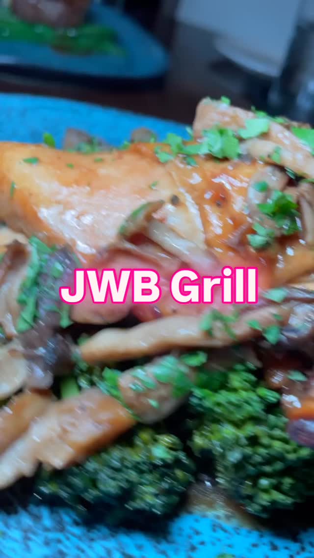 Looking to sizzle dine with a view? Then head over to @jwbgrillfortmyersbeach in Fort Myers Beach for the best deal of the year with an ocean view.
The sizzle menu features a 3 course meals PLUS a drink for only $49 dollars!!!!
The mandarin obsession has a little spice kick to it but it’s absolutely delicious!
For entree we had the caesar salad and carpaccio then followed by the Chicken Au Jus with a delicious sauce and potatoes and the filet mignon with mash and green beans.
We finished it off with the raspberry sorbet and I simply cannot resist a key lime pie
Don’t forget @sizzledining will last until the end of September. So get in here and get your treat!
#dinewithpurpose #sizzledining