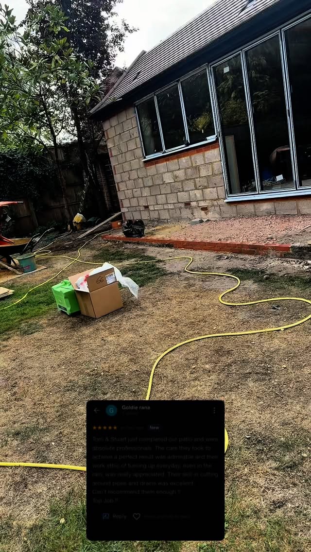 Porcelain patio completed for @cbcwokingbuilders. They made stunning work of the extension. We were delighted to be able to follow them and do the landscaping on this project….