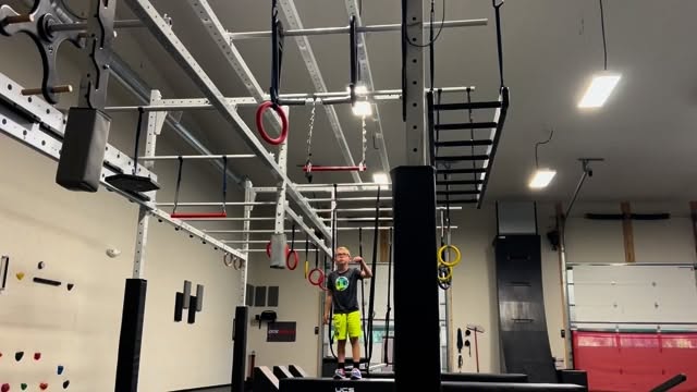 Reaching new heights with flying squirrel!! Definitely one of the favorite obstacles at The Training Lab!!! (Guess who the got their favorite celly from). Contact us to get in on the fun! #ninjawarrior #ninjatraining #valparaisoindiana #flyingsquirrel