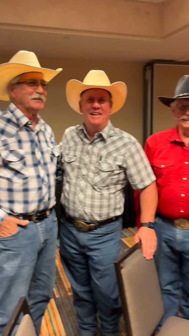 A wonderful evening with the #iwma
#redhorsebnb #nmtrue #local505 #newmexico