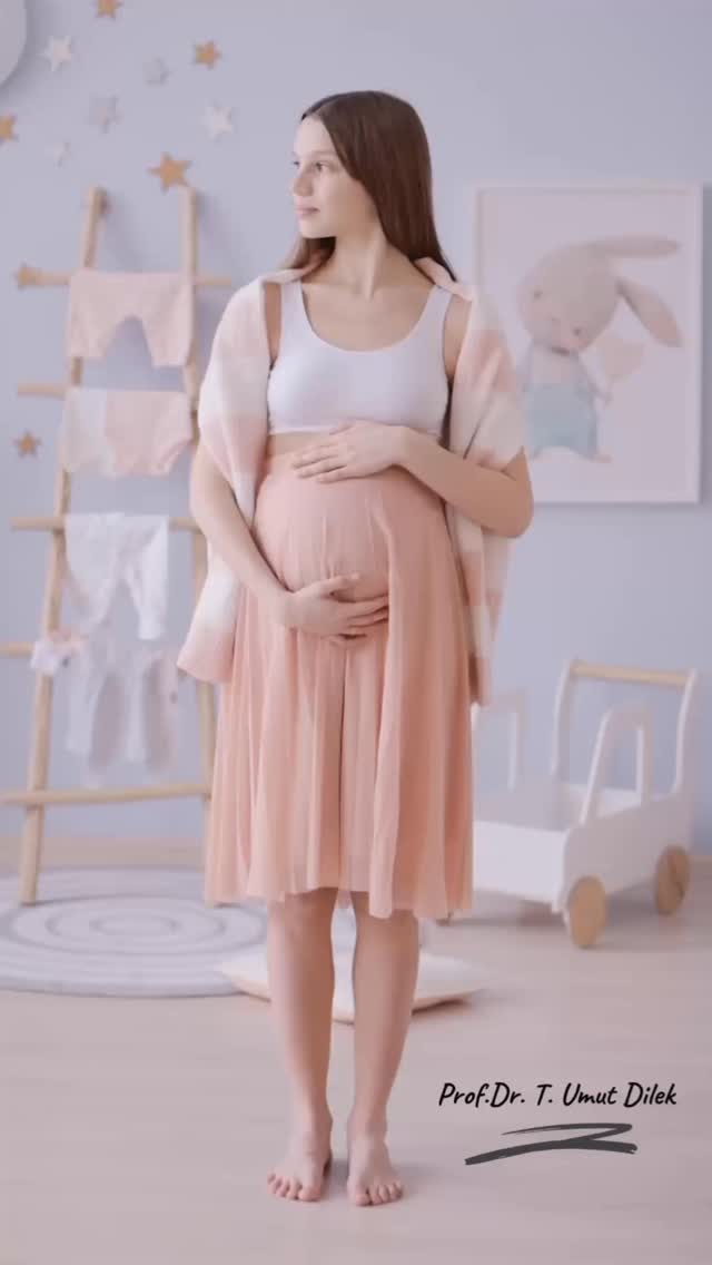 Her riskli gebelikte sezaryen mi gerekir?
👉 “Hayır. Her risk aynı değildir. Bazı durumlarda sezaryen tercih ederiz ama çoğu hastada normal doğum da mümkündür. Önemli olan, anne ve bebeğin güvenliği için kişiye özel değerlendirme yapmaktır.”
⸻
✨ Her gebelik özeldir, doğum şekline hekim karar vermelidir
.Prof. Dr. T. Umut Kutlu DİLEK
Kadın Hastalıkları ve Doğum Uzmanı ve Perinatolog
Tlf: 0 (212) 225 09 88
GSM (İş): 0531 103 22 21
İş Adresi: Valikonağı Caddesi No:65/6 Şişli/İstanbul
E-posta: umutdilek@gmail.com umutdilekmd@gmail.com
https://umutdilek.com