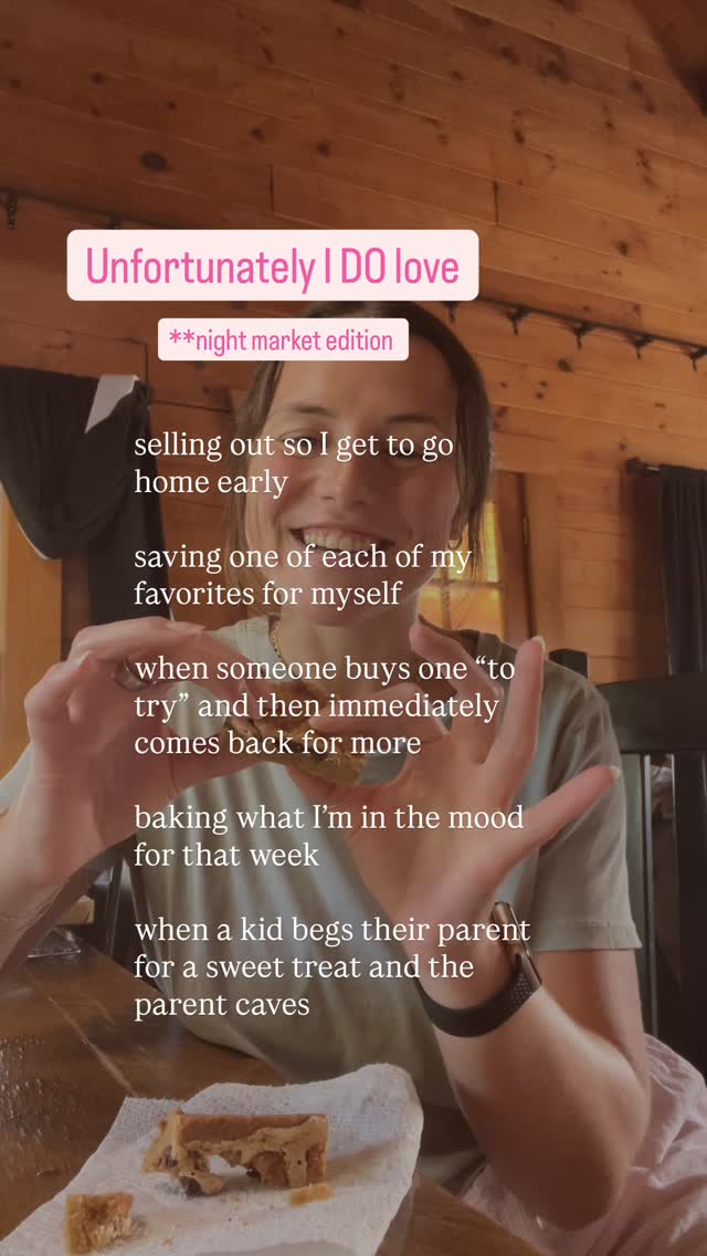 in honor of the last Mazomanie Night Market of the year!!
catch me this Thursday 9/17 from 5-8p in downtown Mazo! • I usually sell out before the end, so if you’ve got your eye on something (especially a s’mores bar 👀) come early • this is my last market until December, so don’t miss your chance to snag something from my market exclusive menu 🍪🍫🥐