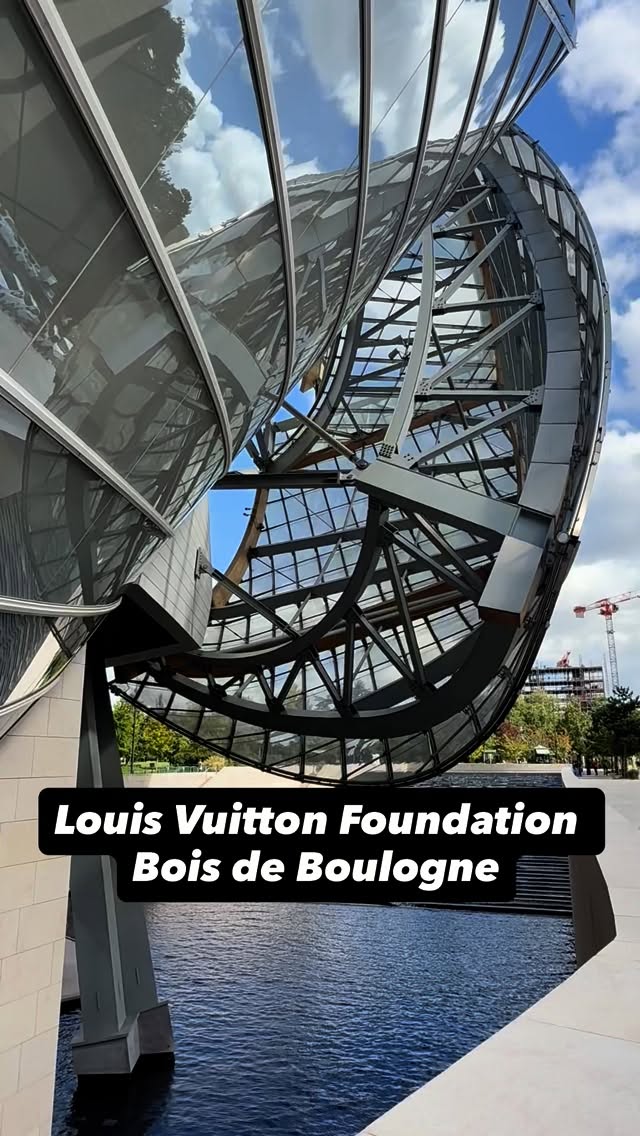@bubbly_tourist enjoying the unique architecture of the Louis Vuitton Foundation in the Bois de Boulogne
https://www.bubblytourist.com/post/where-to-stay-and-what-to-do-in-beautiful-historic-romantic-paris
#bubblytourist #louisvuittonfoundation #iloveparis #travelblogger #wanderlust #ilovetotravel #traveltheworld #travelmore #francophile
