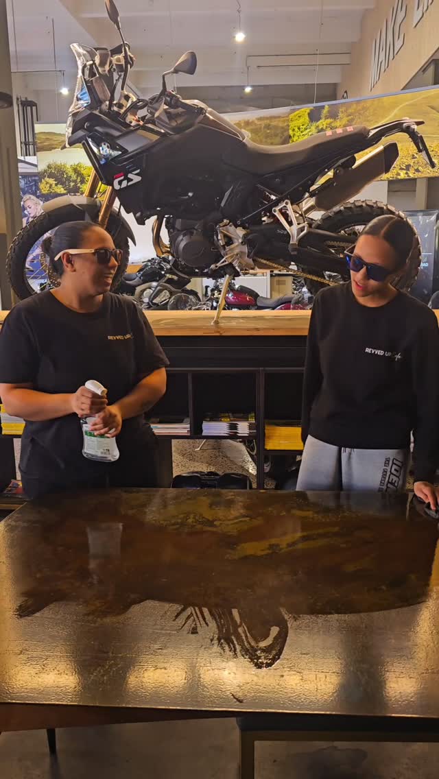 Yeet. Skrrt. Sanitize. Repeat.
#revvedupcafe #lovecapetown #snl #skit #thingstodoincapetown #coffeeshop #capetown #bmwmotorradsa #bmwinsta