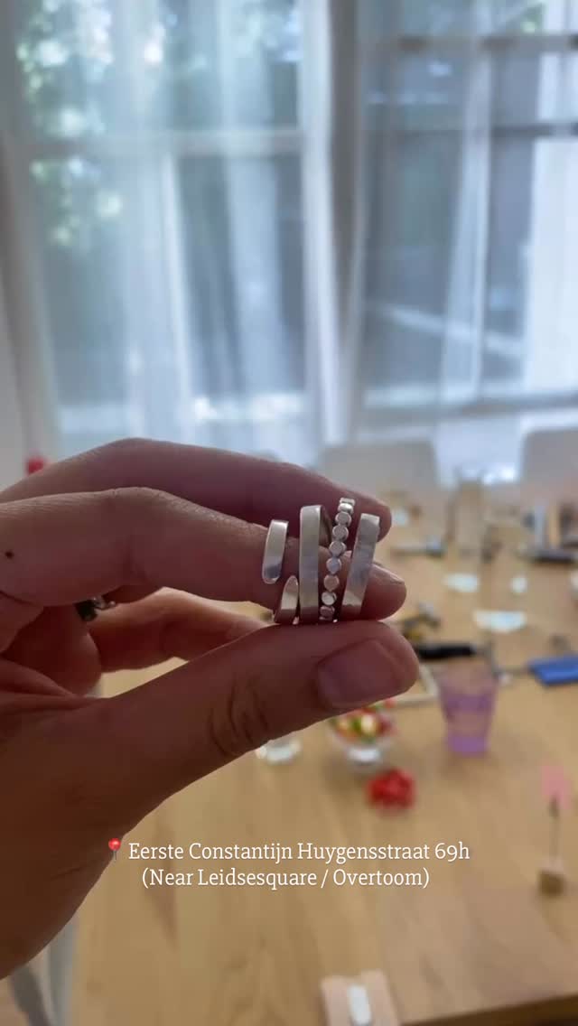 💍Create your own silver or solid gold ring using real gemstones or colorful stones in Amsterdam City Center! New website is live 😍#overtoom #amsterdam #goldsmith #funthingstodo #solidgold #birthstones