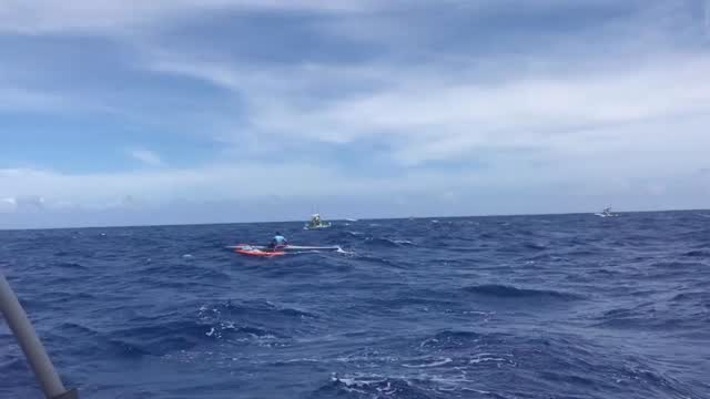Another Virgo Birthday to celebrate (albeit belated 🙈)!! Happy happy birthday to this absolute hammer and biggest adrenaline junkie we know 💪🏽⚡️
Some throwback #ARESOC1 action of @andreamollermaui in her favorite place, crossing the channel - what # are you on now?? 🙌🏽
We hope you had an amazing day yesterday birthday girl! 🎂🥳
#kaiwaacanoes #paddling #outriggercanoe #mykaiwaalife #kaiwaa #outriggerpaddling #kaiwisolo #onemanseason
