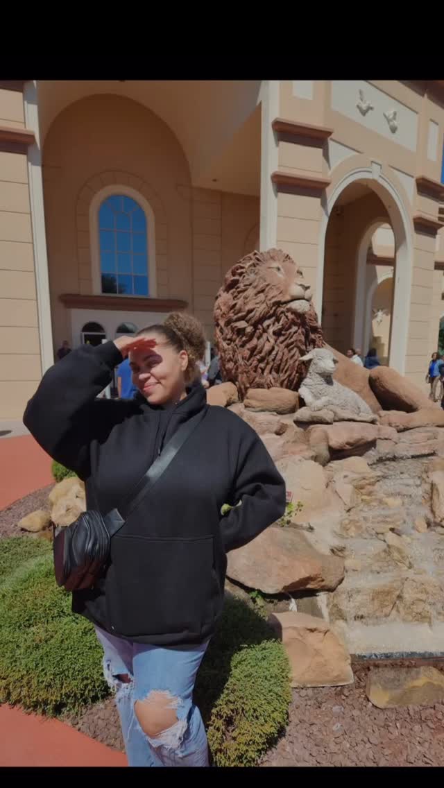 POV: Lord I see you! 🫡
Strong enough to protect me and loving enough to save me. In Christ, I lack nothing!
#breakthrough #itsmyseason🙌 #glory #christiancommunity #thelambandthelion