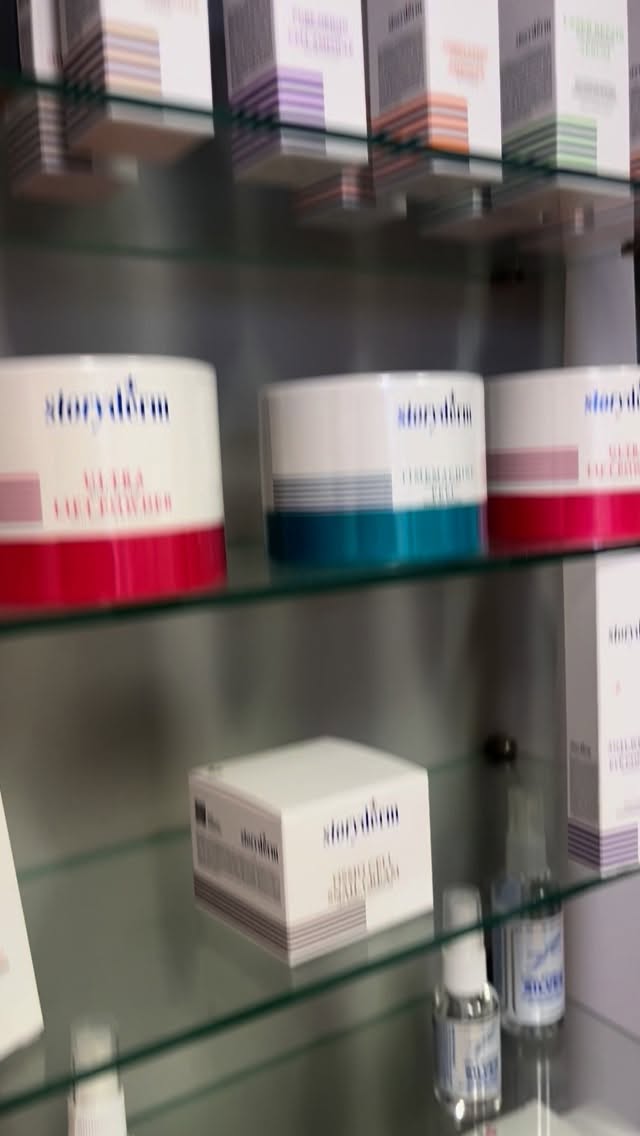 Multi award winner๐ฅน
Pinch meโฆ itโs such a lovely award to receive from @phorestsalonsoftware - showing the amazing reviews YOU left.
A huge thank you for every message, review and Google post you make - it really means the world and it shows!
2nd year in a row to receive this award ๐๐ซถ