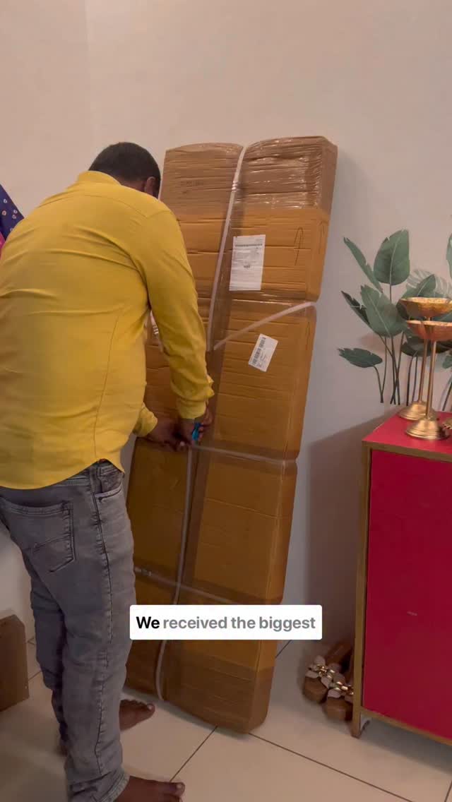 ✨ We received the biggest parcel from @craftdecorofficial 📦 and unboxed pure magic!
From a temple divider 🪔 to a photoshoot backdrop 📸 and even a changing room for clients 👗 — this handcrafted wooden partition fits seamlessly into both my home & clothing studio.
It’s functional, versatile & absolutely aesthetic 🤎
Truly a piece that tells a story of tradition in every detail.
#TheCraftDecor #WoodenPartition #HandcraftedDecor #ClothingBrandOwner #StudioVibes #HomeGoals #MadeWithLove
If you’re looking for something aesthetic yet functional, @craftdecorofficial wooden partitions are a must-have! Perfect for styling, dividing, or just making a space feel timeless 🤎