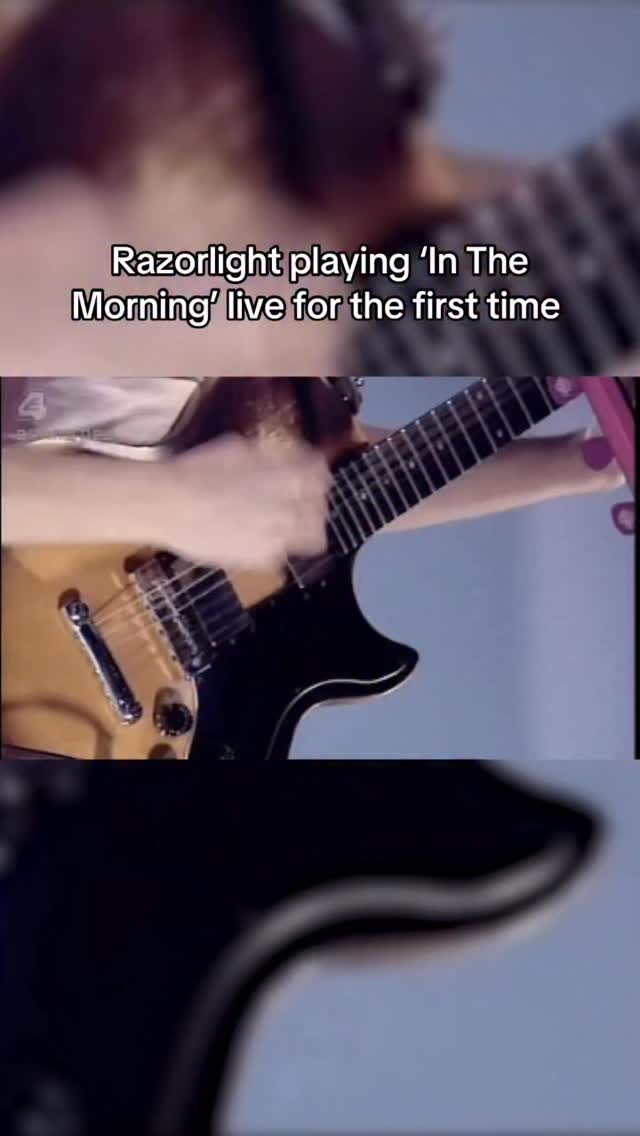 Debut of ‘In The Morning’, 2006.
#razorlight #inthemorning